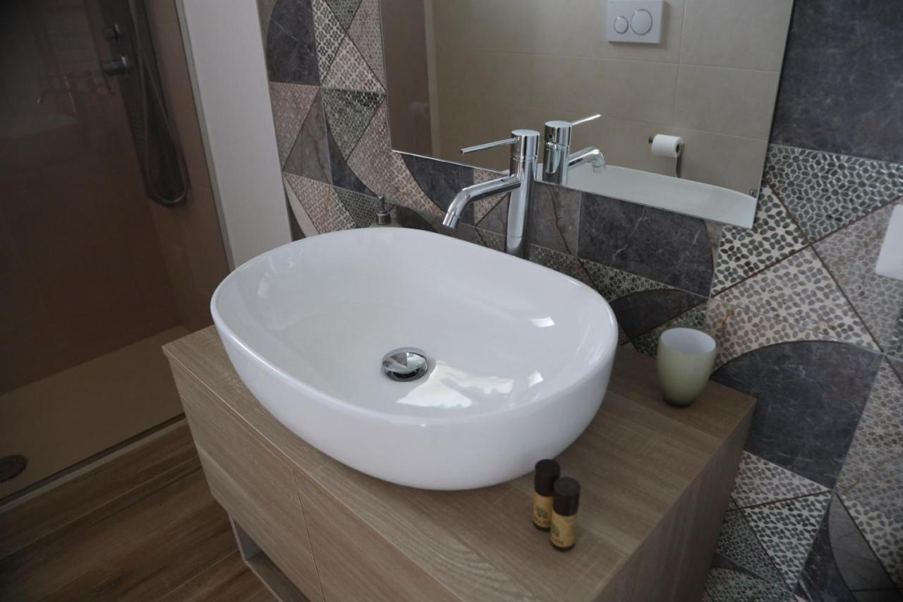 Le Suite Del Pastore เลชเช ภายนอก รูปภาพ